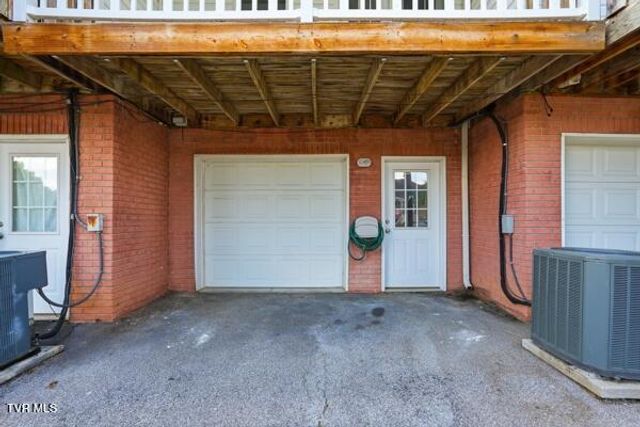 52 Tulip Grove Circle 2, Bristol, TN 37620