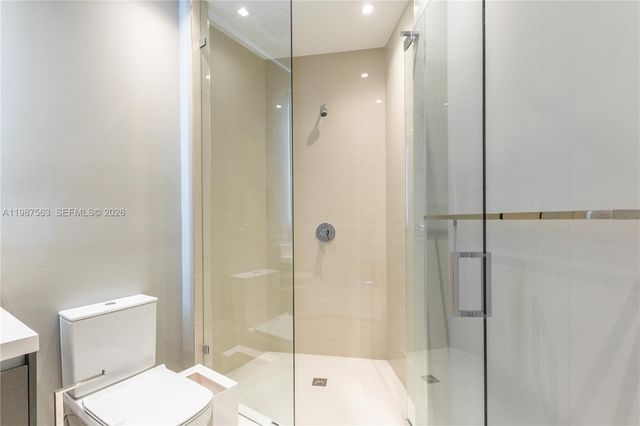 851 NE 1st Ave PH 4611, Miami, FL 33132