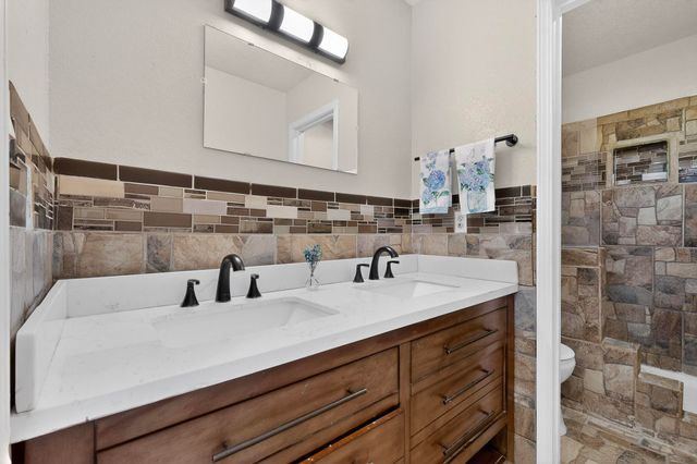 10736 Marble Stone Drive NW, Albuquerque, NM 87114