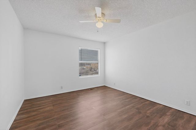 10736 Marble Stone Drive NW, Albuquerque, NM 87114