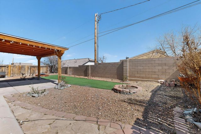 10736 Marble Stone Drive NW, Albuquerque, NM 87114