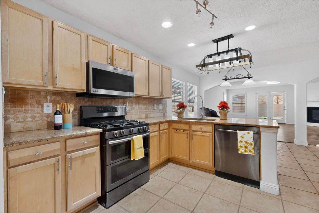 10736 Marble Stone Drive NW, Albuquerque, NM 87114