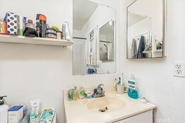 924 Walnut Street, San Gabriel, CA 91776