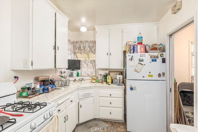 924 Walnut Street, San Gabriel, CA 91776