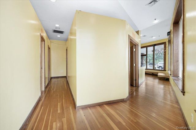 482 Kings Highway, Valley Cottage, NY 10989