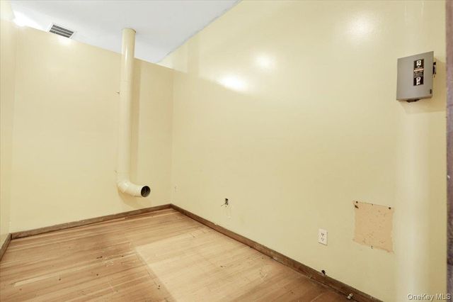 482 Kings Highway, Valley Cottage, NY 10989