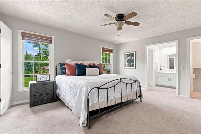 12914 W 65th Street, Shawnee, KS 66216