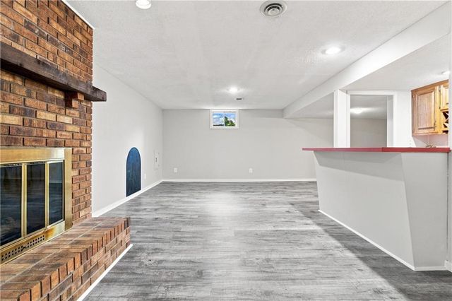 12914 W 65th Street, Shawnee, KS 66216
