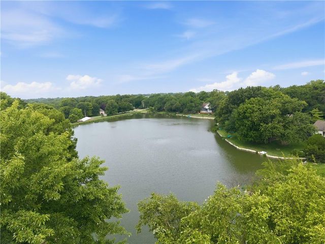 12914 W 65th Street, Shawnee, KS 66216
