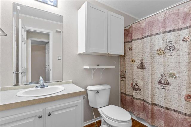 111 Lazy Trail CT, Liberty Hill, TX 78642