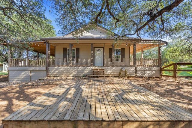 111 Lazy Trail CT, Liberty Hill, TX 78642