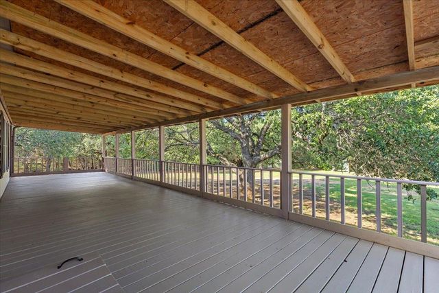 111 Lazy Trail CT, Liberty Hill, TX 78642