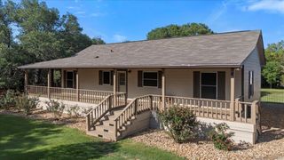 111 Lazy Trail CT, Liberty Hill, TX 78642