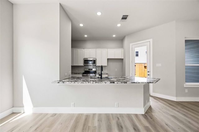 13218 Opera Drive, Houston, TX 77047