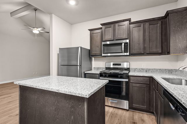 133 North Island Drive, Terrell, TX 75160