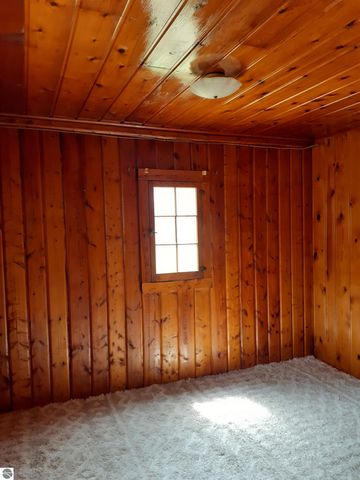 4599 Shady Lane, Oscoda, MI 48750