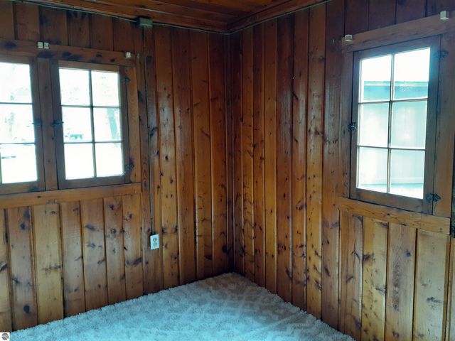 4599 Shady Lane, Oscoda, MI 48750