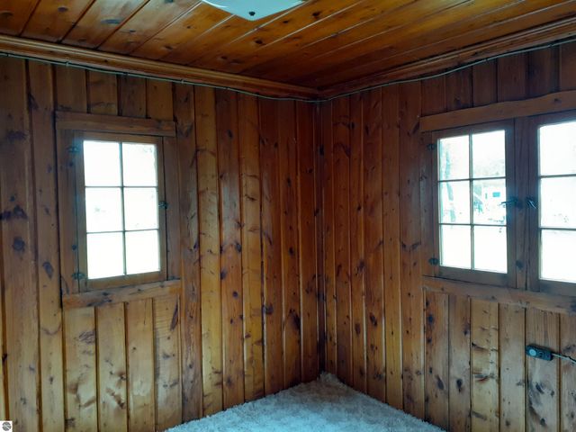 4599 Shady Lane, Oscoda, MI 48750