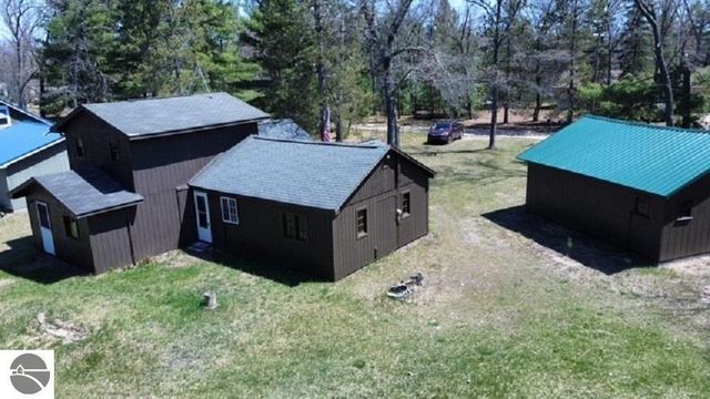 4599 Shady Lane, Oscoda, MI 48750