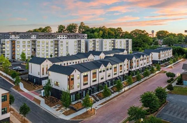 72 Milton Avenue SE 504, Atlanta, GA 30315