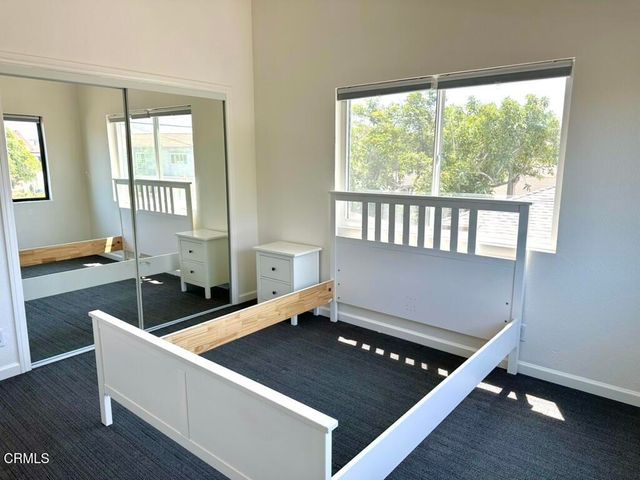 2117 9th Avenue, Los Angeles, CA 90018