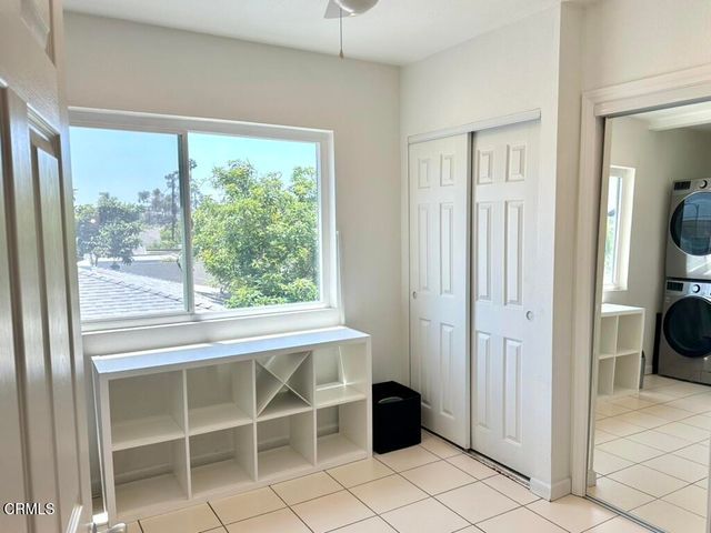 2117 9th Avenue, Los Angeles, CA 90018