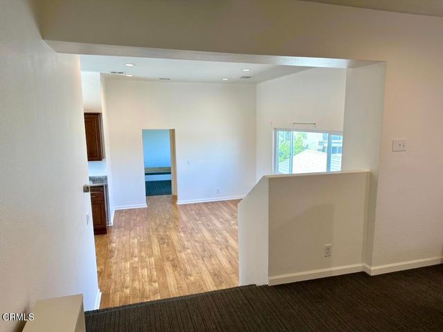 2117 9th Avenue, Los Angeles, CA 90018