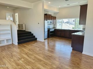 2117 9th Avenue, Los Angeles, CA 90018