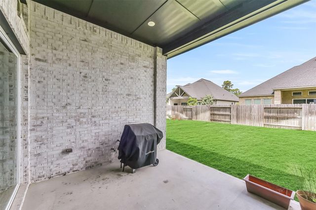 11927 Carillon Forest Drive, Humble, TX 77346