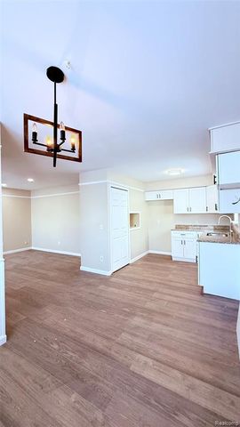 8236 Ford Avenue, Warren, MI 48089