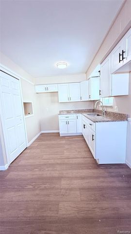 8236 Ford Avenue, Warren, MI 48089