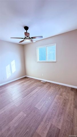 8236 Ford Avenue, Warren, MI 48089