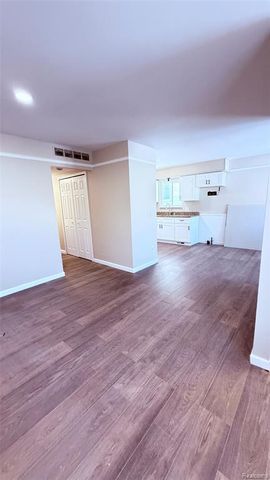 8236 Ford Avenue, Warren, MI 48089