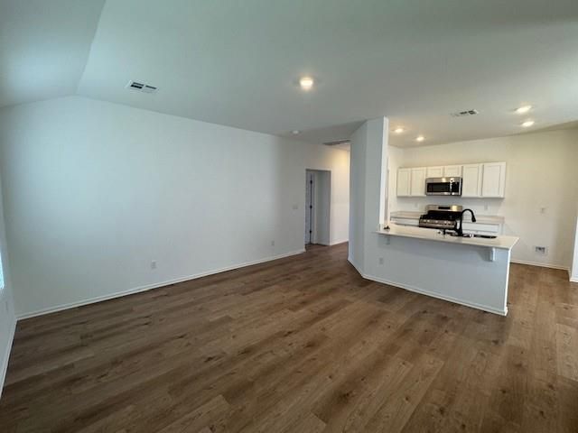 4001 Olivia Street, Mustang, OK 73064