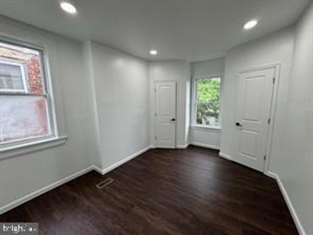 3083 EMERALD ST, Philadelphia, PA 19134