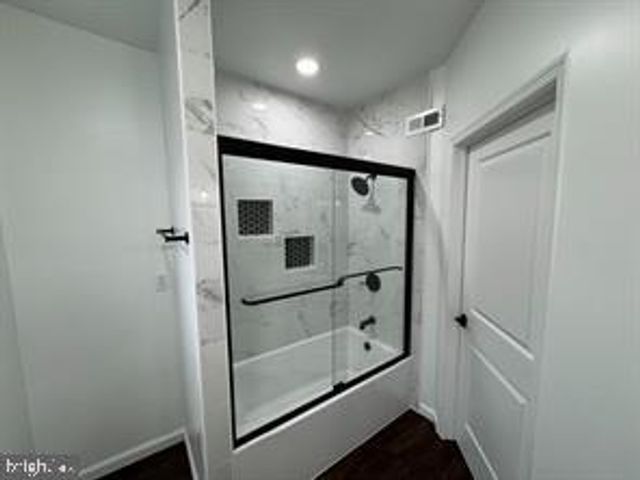 3083 EMERALD ST, Philadelphia, PA 19134