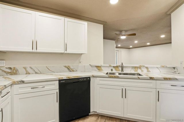 7545 Charmant 1512, San Diego, CA 92122