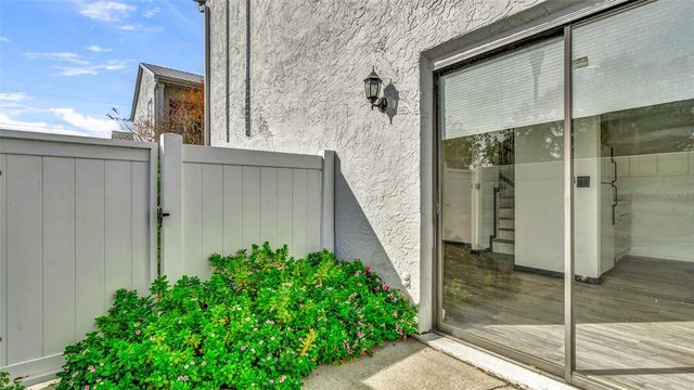 8800 BARDMOOR BOULEVARD 12, Seminole, FL 33777