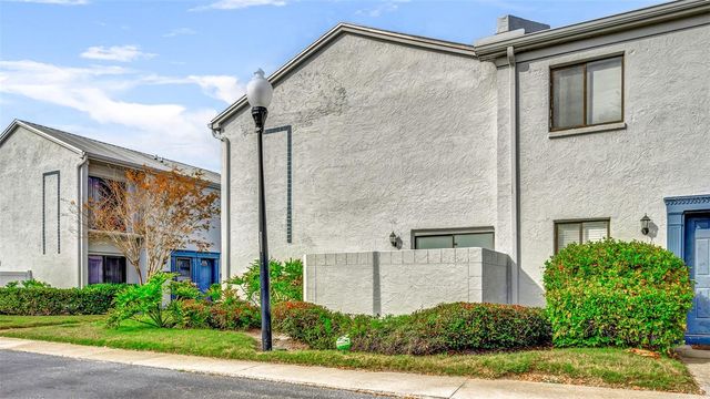 8800 BARDMOOR BOULEVARD 12, Seminole, FL 33777