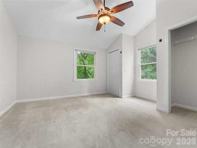 1705 Willow Road, Hendersonville, NC 28739