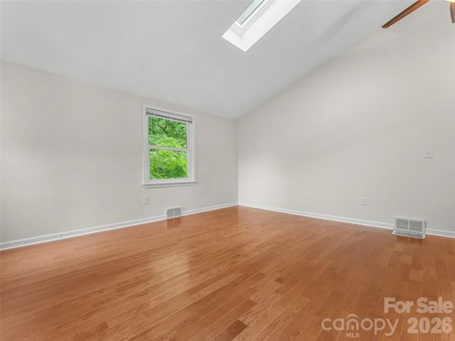 1705 Willow Road, Hendersonville, NC 28739