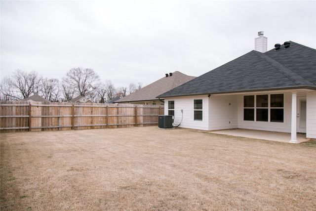 4221 Toledo Bend Drive, Bossier City, LA 71111