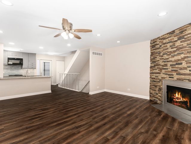 1167 Florimond Drive, Elgin, IL 60123