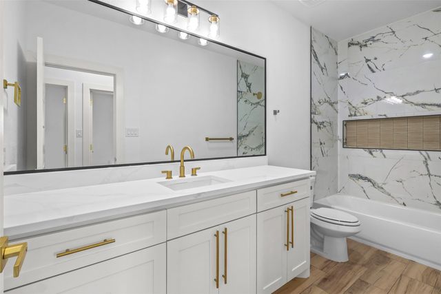 271 Victory Drive, Mabank, TX 75147