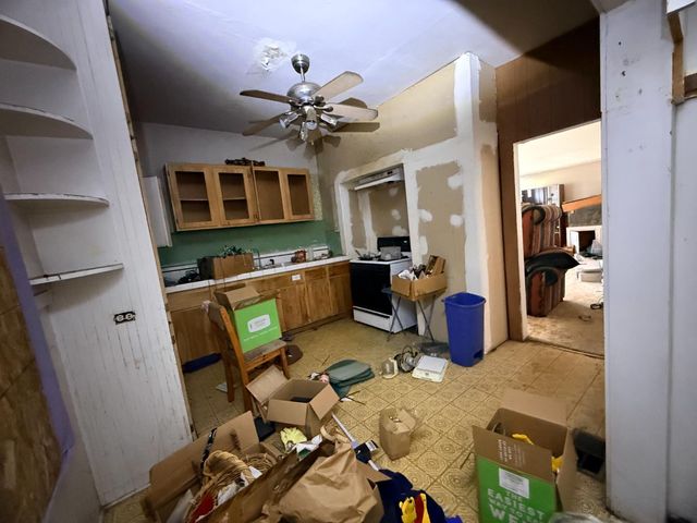 733 W Magnolia St, Stockton, CA 95203