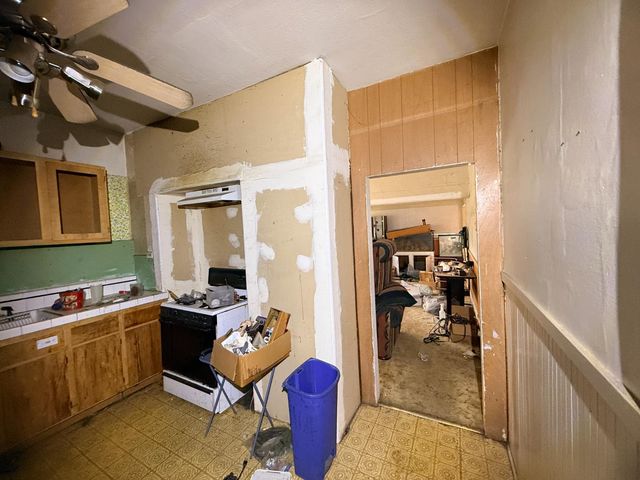 733 W Magnolia St, Stockton, CA 95203