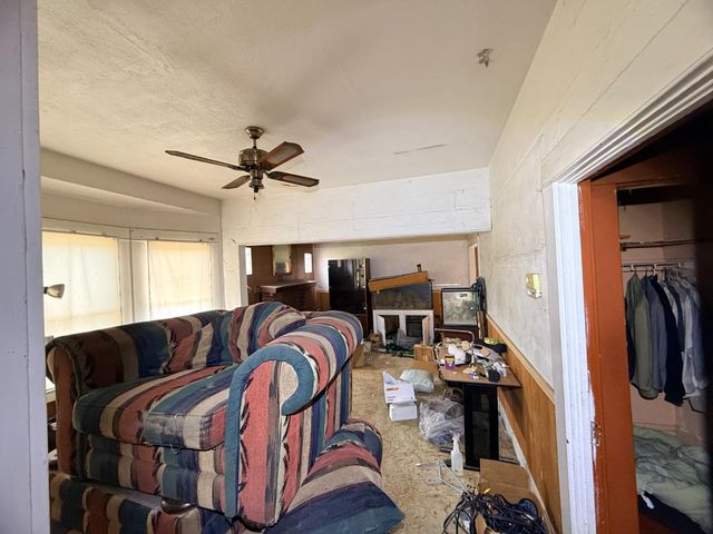 733 W Magnolia St, Stockton, CA 95203