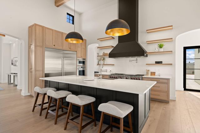 8601 Beverly Hills Avenue NE, Albuquerque, NM 87122