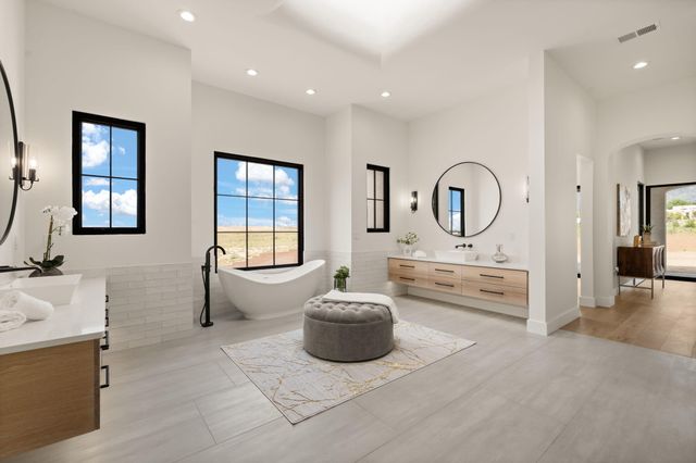 8601 Beverly Hills Avenue NE, Albuquerque, NM 87122