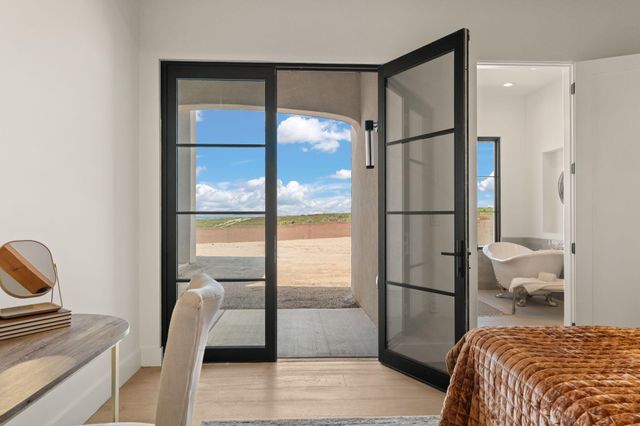 8601 Beverly Hills Avenue NE, Albuquerque, NM 87122